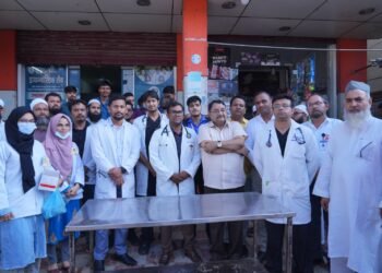 श्री महंत इन्दिरेश अस्पताल ने अधोईवाला क्षेत्र में लगाया निःशुल्क स्वास्थ्य शिविर 