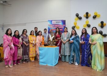 एसजीआरआरयू के स्कूल आॅफ पैरामैडिकल एण्ड एलाइड हैल्थ साइसेज़ में फ्रेशर्स पार्टी की धूम