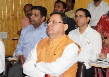 लोगों की भावना के अनुरूप हो निर्माण कार्य- मुख्यमंत्री