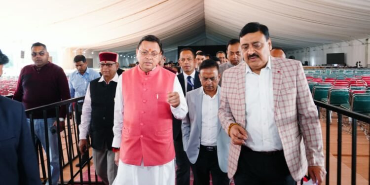 मुख्यमंत्री धामी ने एफआरआई में लिया तैयारियों का जायजा