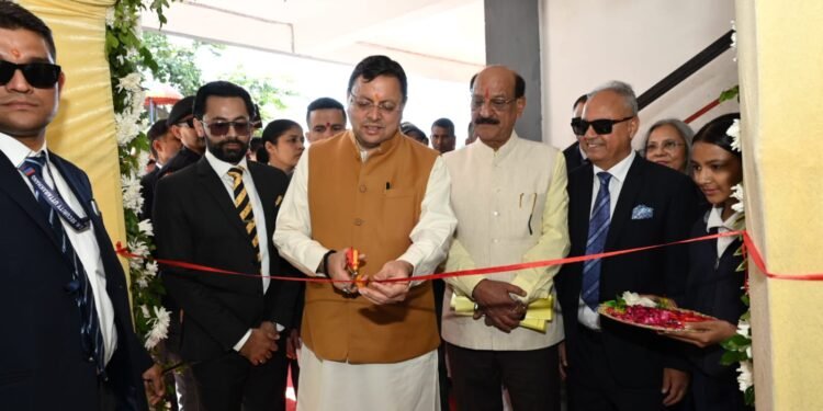 मुख्यमंत्री पुष्कर सिंह धामी ने ढालवाला में ऋषिकेश इंटरनेशनल स्कूल के 12वें वार्षिकोत्सव कार्यक्रम का दीप प्रज्ज्वलित कर शुभारंभ किया