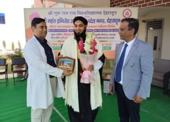 श्री महंत इन्दिरेश अस्पताल के निःशुल्क स्वास्थ्य शिविर का 2104 मरीजों ने उठाया लाभ