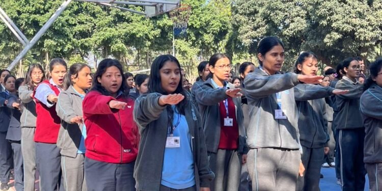 एसजीआरआर विश्वविद्यालय में छात्रों ने ली संवैधानिक मूल्यों की शपथ