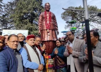 मसूरी अटल उद्यान में भारत रत्न अटल बिहारी वाजपेयी की प्रतिमा का गरिमामय लोकार्पण
