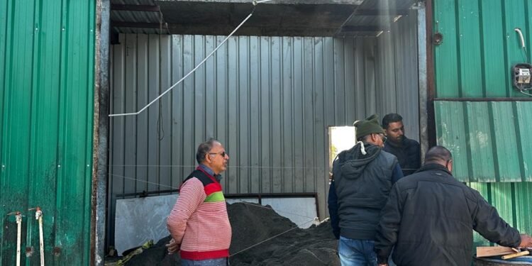 अवैध निर्माणों पर एमडीडीए का सख़्त प्रहार, सहस्त्रधारा रोड क्षेत्र में दो बड़े निर्माण सील