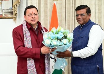 मुख्यमंत्री से मिले सीएयू पूर्व सचिव महिम वर्मा