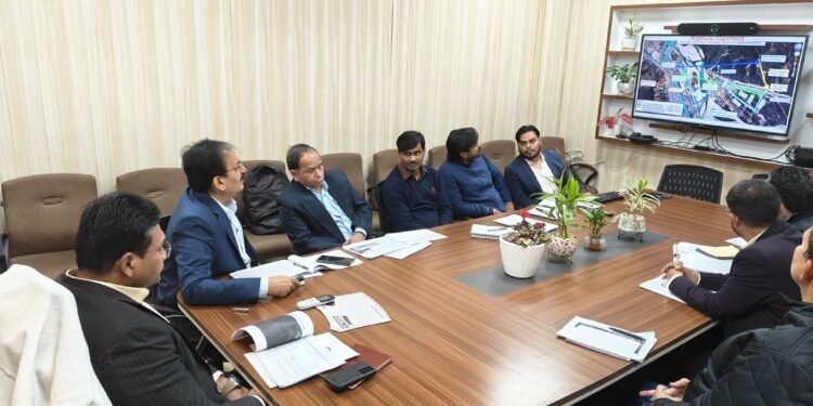 धामी सरकार का बड़ा ट्रांसपोर्ट प्लान, देहरादून समेत प्रमुख शहरों में ई-बीआरटी और रोपवे नेटवर्क की तैयारी