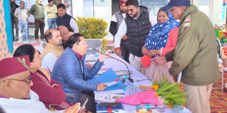 जन-जन की सरकार, जन-जन के द्वार: मुख्यमंत्री पुष्कर सिंह धामी के नेतृत्व में कैम्प आधारित सुशासन को मिली नई गति