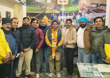 विपिन शर्मा का रेड राइडर्स ग्रुप ने किया भव्य स्वागत व सम्मान