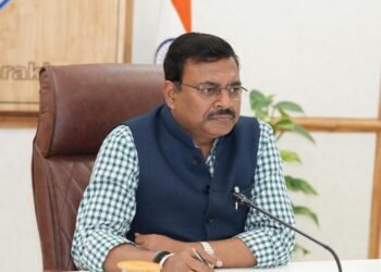 विभिन्न योजनाओं की वित्तीय प्रगति की समीक्षा, खर्च में तेजी लाने के निर्देश