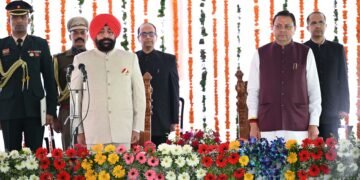 परंपरा से परे निर्णय: धामी नेतृत्व ने बदली उत्तराखंड की राजनीतिक धारा