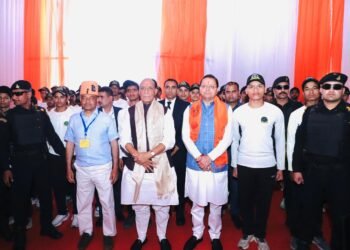 चयनित अग्निवीरो से मिले रक्षामंत्री राजनाथ सिंह ,कहा भारतीय सेना में आपका स्वागत है