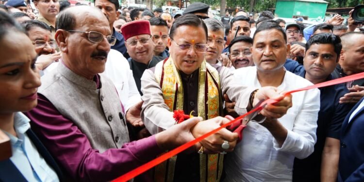 मुख्यमंत्री ने जुगमन्दर हॉल के नवीनीकरण कार्य का किया लोकार्पण