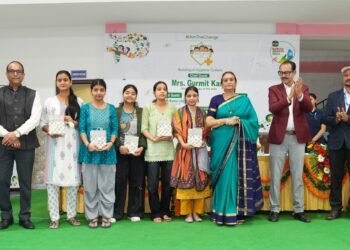 विश्व स्वास्थ्य दिवस के अवसर पर लोक भवन में आयोजित कार्यक्रम में प्रथम महिला गुरमीत कौर ने मुख्य अतिथि के रूप में प्रतिभाग किया