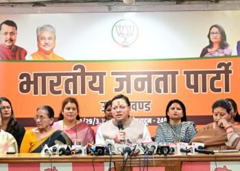 नारी शक्ति वंदन अधिनियम पर सीएम धामी का विपक्ष पर तीखा प्रहार