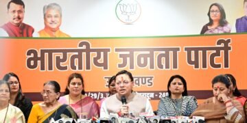 नारी शक्ति वंदन अधिनियम पर सीएम धामी का विपक्ष पर तीखा प्रहार