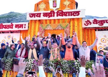 वैदिक मंत्रोच्चार के साथ खुले भगवान श्री बद्रीनाथ के कपाट, आस्था और उल्लास से गूंजा धाम