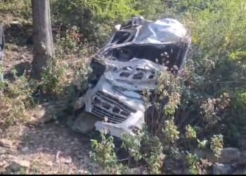 टिहरी में हुई वाहन दुर्घटना पर शोक व्यक्त करते हुए प्रधानमंत्री मोदी ने मृतकों के परिजनों के प्रति संवेदना व्यक्त की है