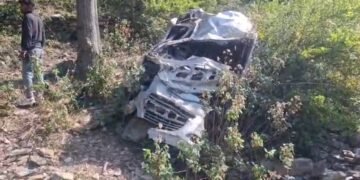 टिहरी में हुई वाहन दुर्घटना पर शोक व्यक्त करते हुए प्रधानमंत्री मोदी ने मृतकों के परिजनों के प्रति संवेदना व्यक्त की है