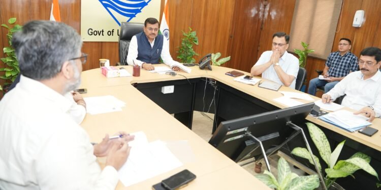 मुख्य सचिव आनन्द बर्द्धन ने सचिवालय में स्वच्छ भारत मिशन (शहरी) 2.0 की समीक्षा की
