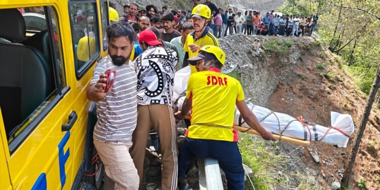 जनपद पौड़ी, गुमखाल क्षेत्र में एसडीआरएफ द्वारा सर्च एवं रिकवरी कार्यवाही संपन्न