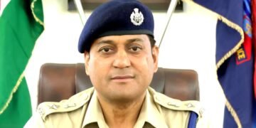 कानून को अपने हाथ में लेने वाले अभियुक्तों को दून पुलिस ने पढाया कानून का पाठ