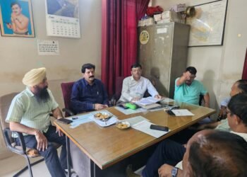 राज्य निगम कर्मचारी महासंघ की बैठक में कर्मचारियों की समस्याओं और मांगों पर हुई व्यापक चर्चा