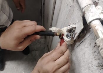 उपाध्यक्ष बंशीधर तिवारी की सख्ती : एमडीडीए का अवैध निर्माणों पर बड़ा प्रहार, अवैध प्लॉटिंग ध्वस्त, तीन निर्माण सील