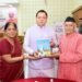 मुख्यमंत्री ने मुख्य सेवक सदन में लेखकों एवं साहित्यकारों से किया संवाद