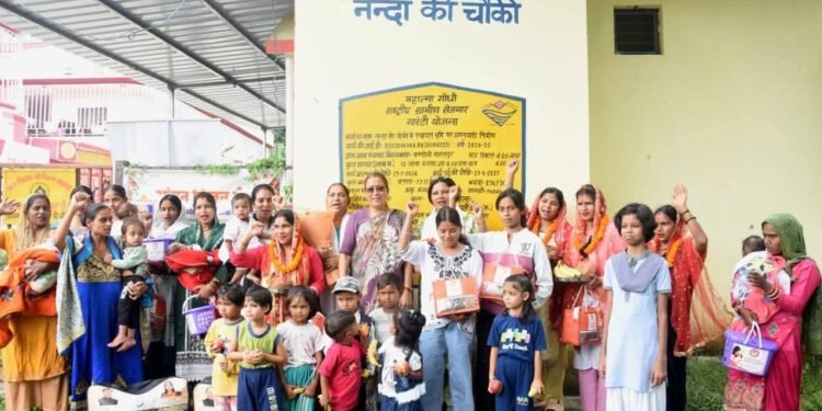 आंगनवाड़ी कार्यकत्रियां निभा रही सरकार की जनकल्याणकारी योजनाओं को अंतिम छोर तक पहुंचाने में महत्वपूर्ण भूमिका- रेखा आर्या