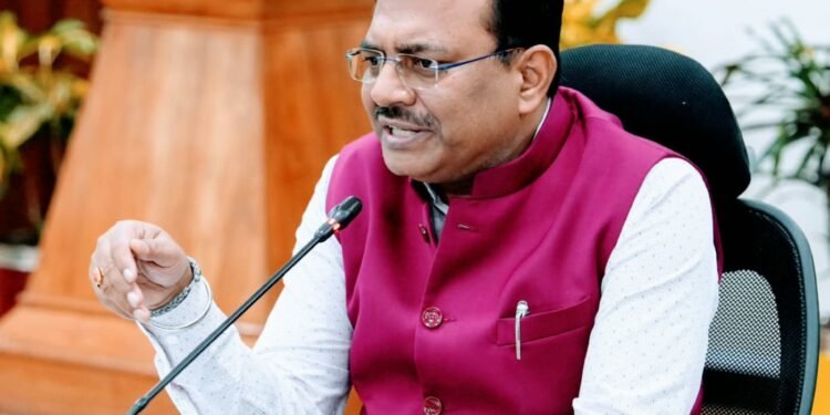 मुख्य सचिव ने की मुख्यमंत्री घोषणाओं की प्रगति की समीक्षा