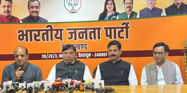  विरोध की राजनीति में कांग्रेस, दिवंगत आत्माओं के अपमान पर उतरी : नरेश बंसल
