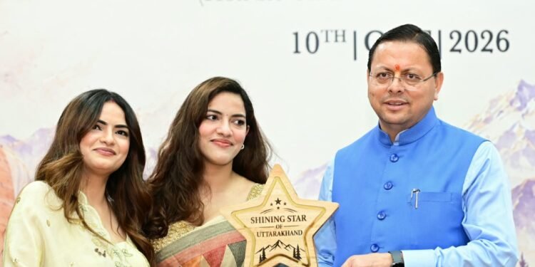 मुख्यमंत्री धामी ने सोशल मीडिया कंटेंट क्रिएटर्स से किया संवाद, उत्तराखंड की संस्कृति, परंपराओं और स्थानीय उत्पादों को वैश्विक पहचान दिलाने का किया आह्वान
