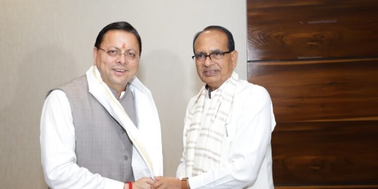 सीएम पुष्कर सिंह धामी ने केंद्रीय मंत्री शिवराज सिंह चौहान से की मुलाकात, उत्तराखंड में 315 सड़कों के प्रस्तावों पर हुई चर्चा